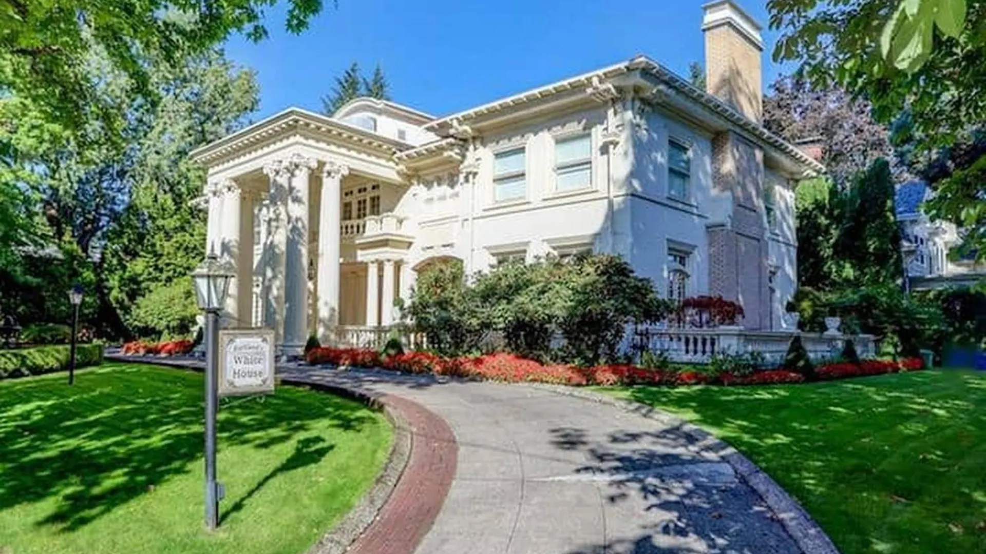 Holiday home Portland'S White House Carriage House Villa