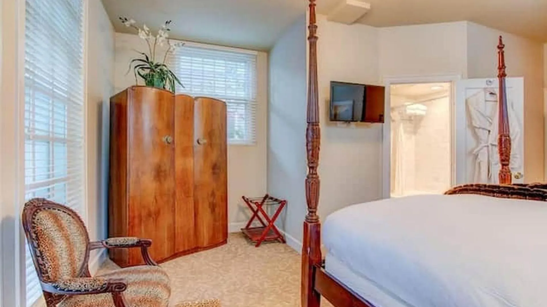Holiday home Portland'S White House Carriage House Villa United States